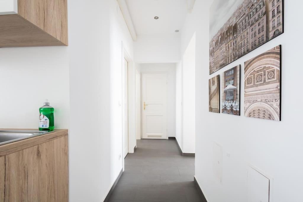 Orestaliving - 2Br On The Danube Canal เวียนนา ภายนอก รูปภาพ